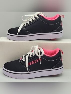 Heelys Removeable Skate Shoes Size 4 In Kids, 5 In Womens